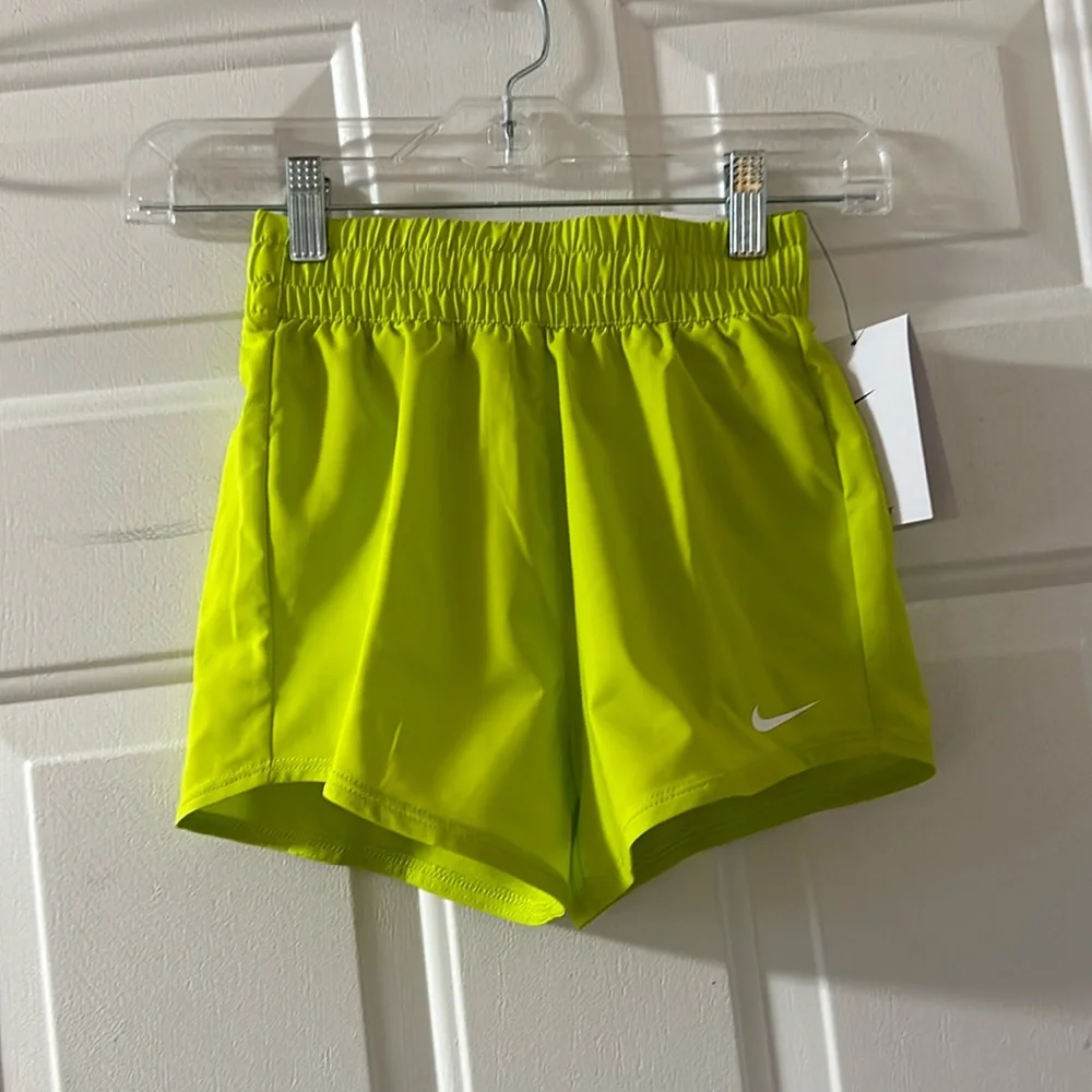 Nike Dri-FIT One High-Waisted Woven Training Shorts: GREEN: NWT: SIZE XS